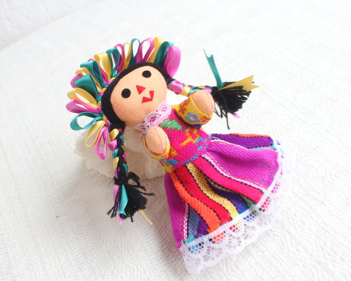 Muñeca Lelé Verde Morado Amarillo Rosa