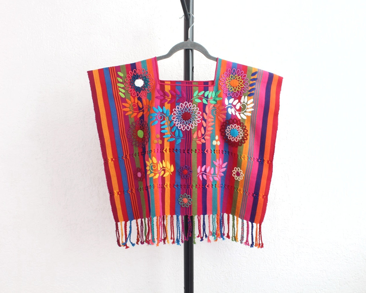 Top Flores Rococo Rosa Naranja Azul