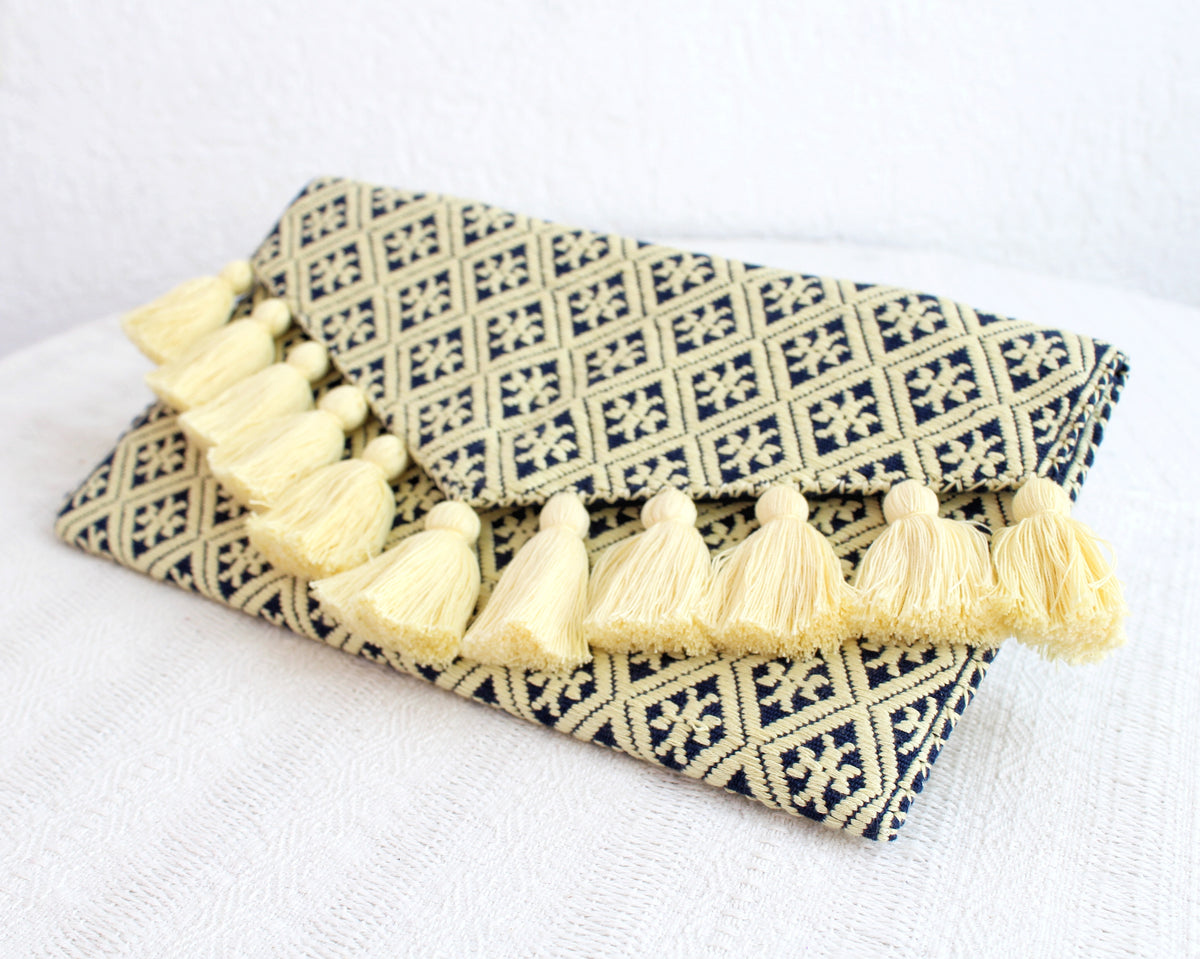 Clutch Artesanal Estrellas Amarillo Azul Marino
