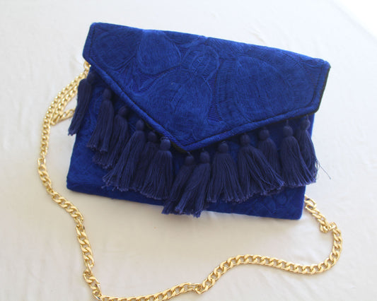 Clutch Bordado Azul Marino Dorada